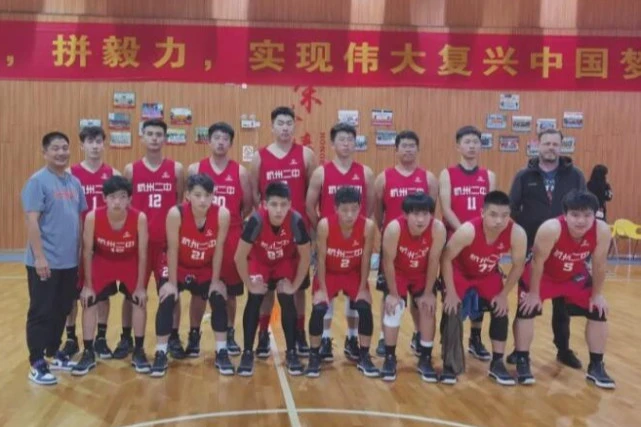 如何通过小组训练提高团队协作能力_1